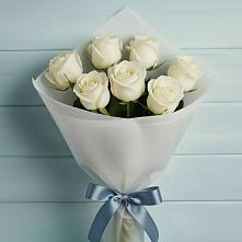 Букет 7 Белых роз Эдлесс Лав в Кайеркане