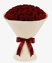 Букет 101 Бордовая роза Блэк Бакарра в Кайеркане