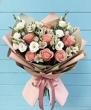 Букет цветов из:  Розы, Альстромерии и Лизиантусы в Кайеркане