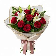 Букет цветов из:  Лилии и Розы в Кайеркане