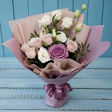 Букет цветов из:  Розы и Лизиантусы в Кайеркане