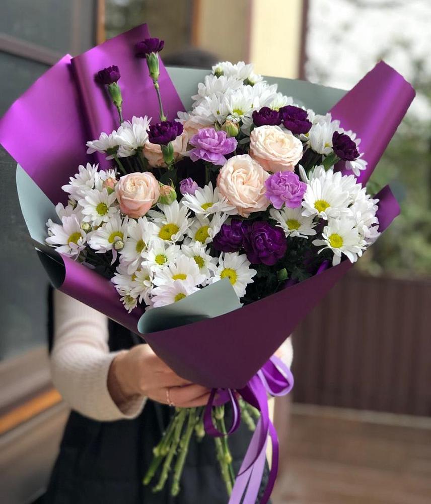 Букет цветов из: Хризантемы, Гвоздики и Розы в Кайеркане