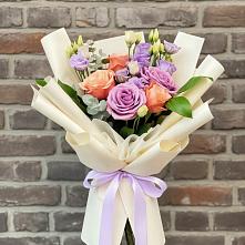 Букет цветов из:  Лизиантусы и Розы #REPLACE_PRED# Кайеркане