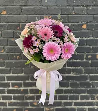 Букет цветов из:  Герберы и Хризантемы в Кайеркане